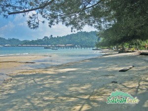 A view of Horn Bill Bay beach